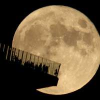 How to catch the Hunter's Moon this weekend — and maybe Saturn, too