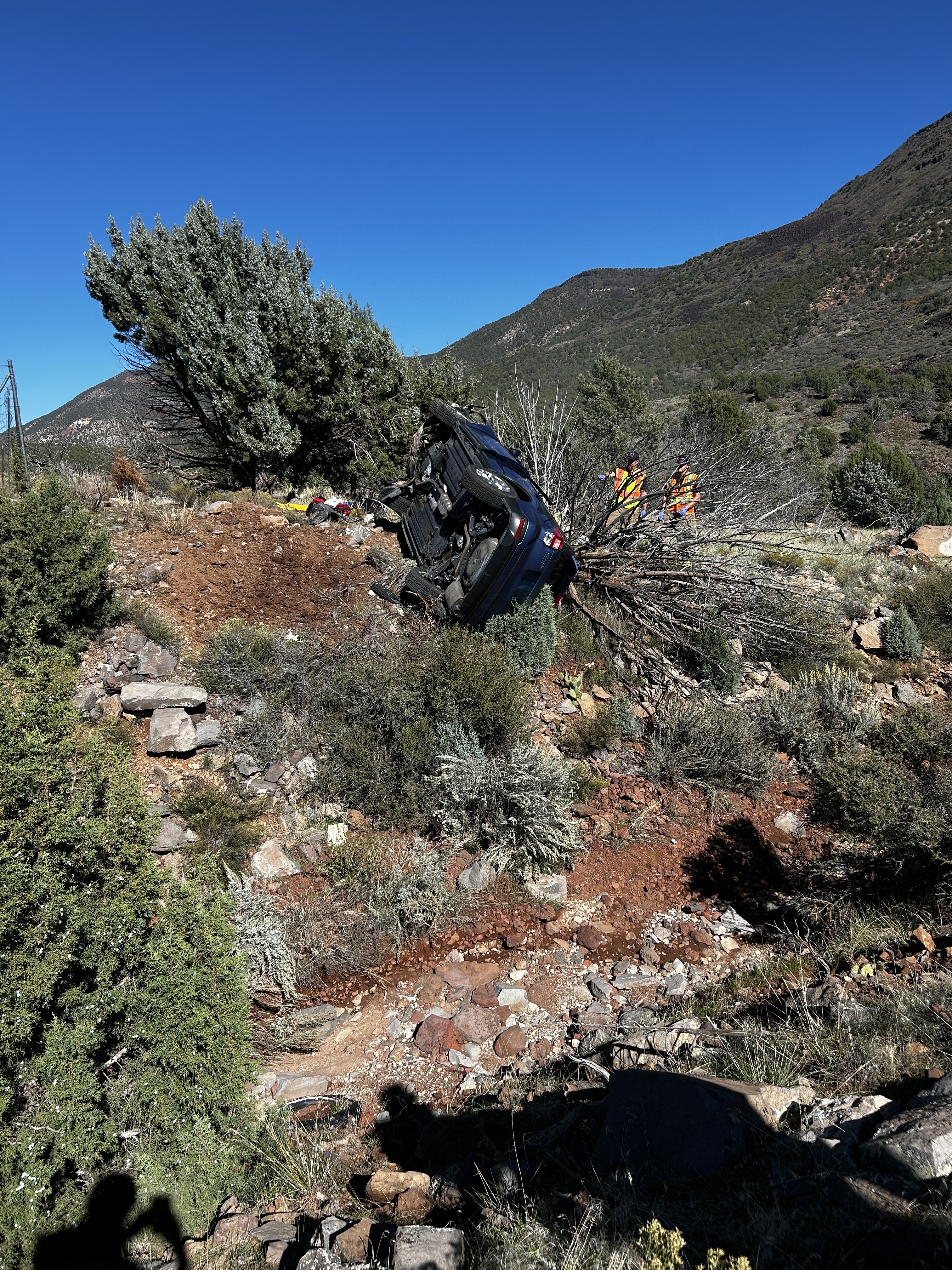Elderly couple cut out of tree after crash on I-15 in Washington County