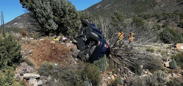 Elderly couple cut out of tree after crash on I-15 in Washington County
