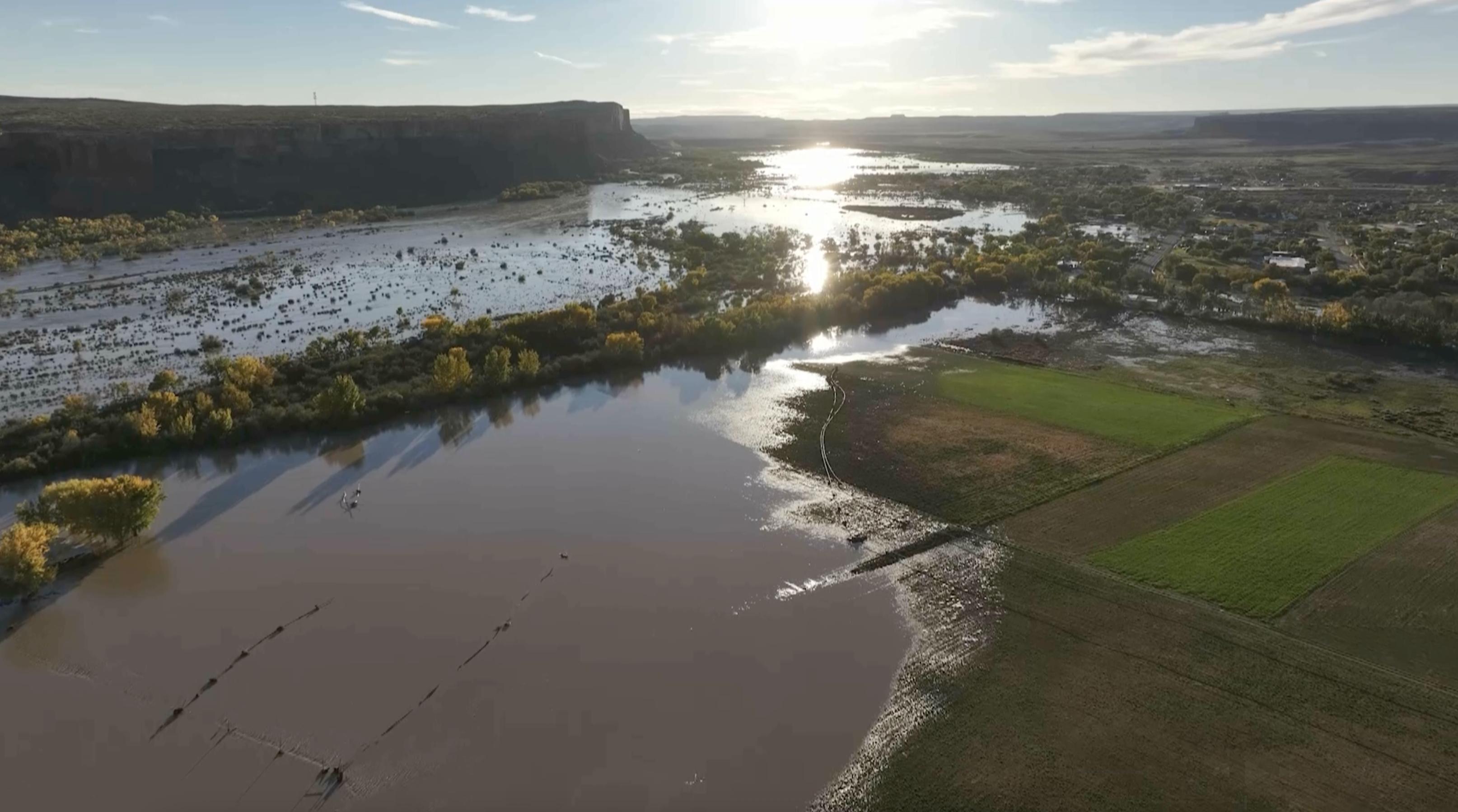 7 homes, 4 businesses flooded in Bluff as residents return after evacuation