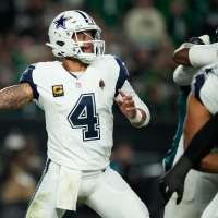 Dak Prescott throws 3 TD passes, Javonte Williams runs for 155 yards as Cowboys beat Eagles 38-21