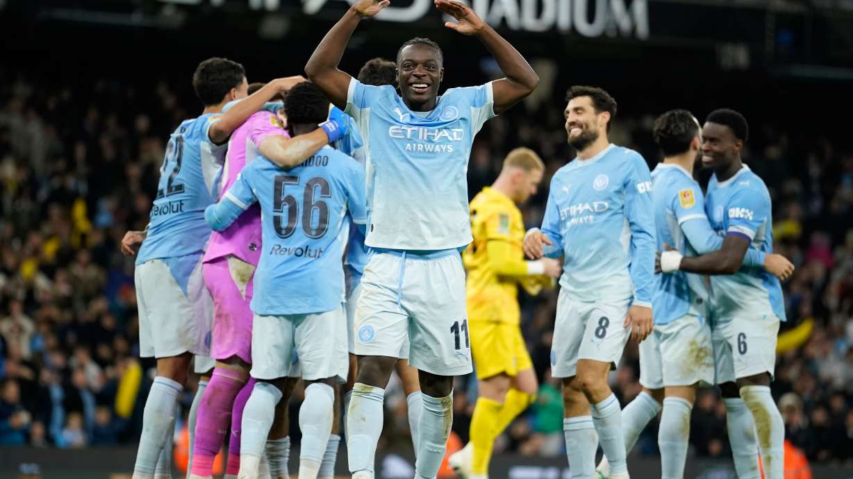 Manchester City players celebrate at the end of the English League Cup soccer match between Manchester City and Brighton and Hove Albion in Manchester, England, Wednesday, Oct. 28, 2026.