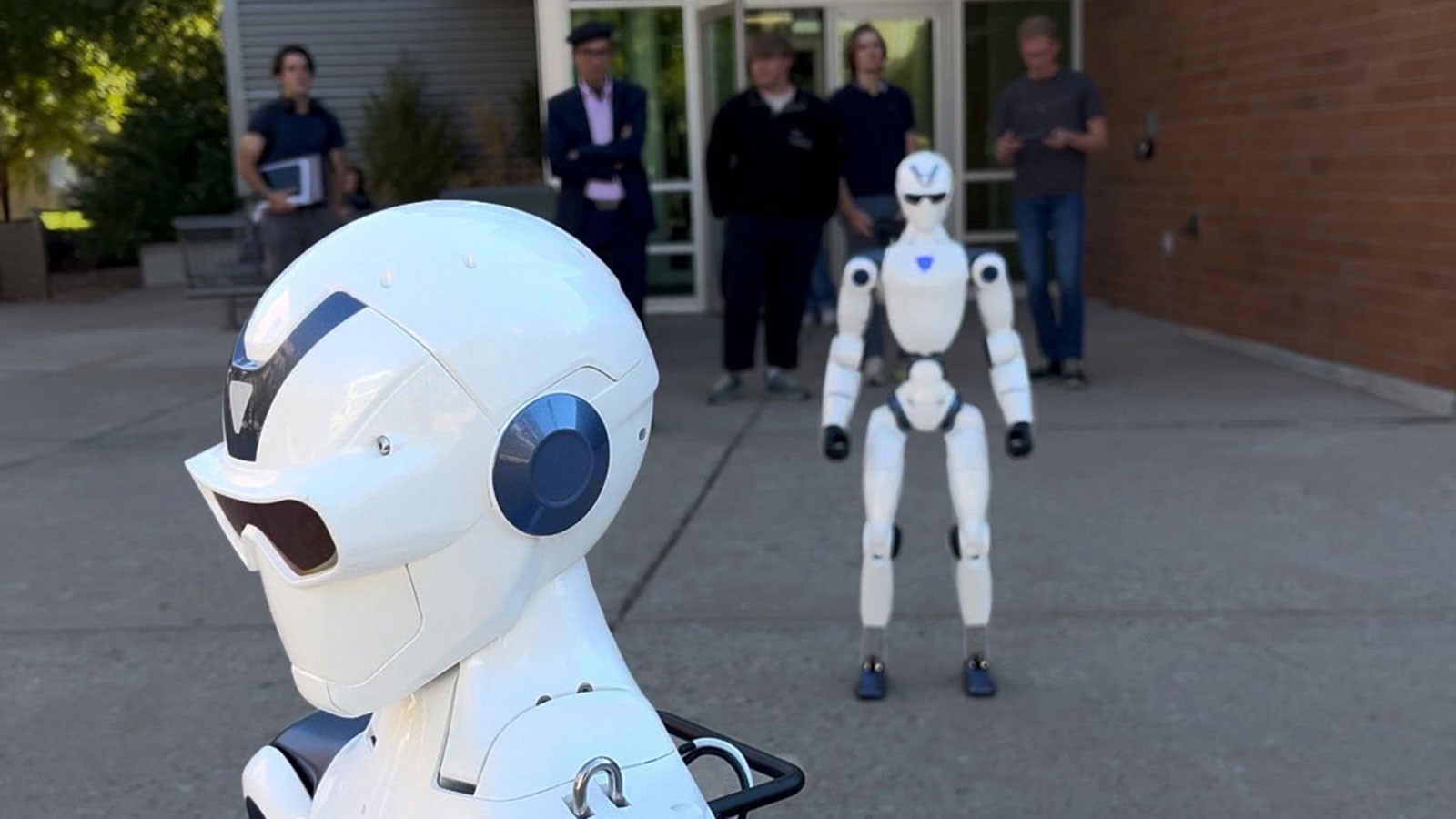 Here's how humanoid robots could fit into the future of defense, society