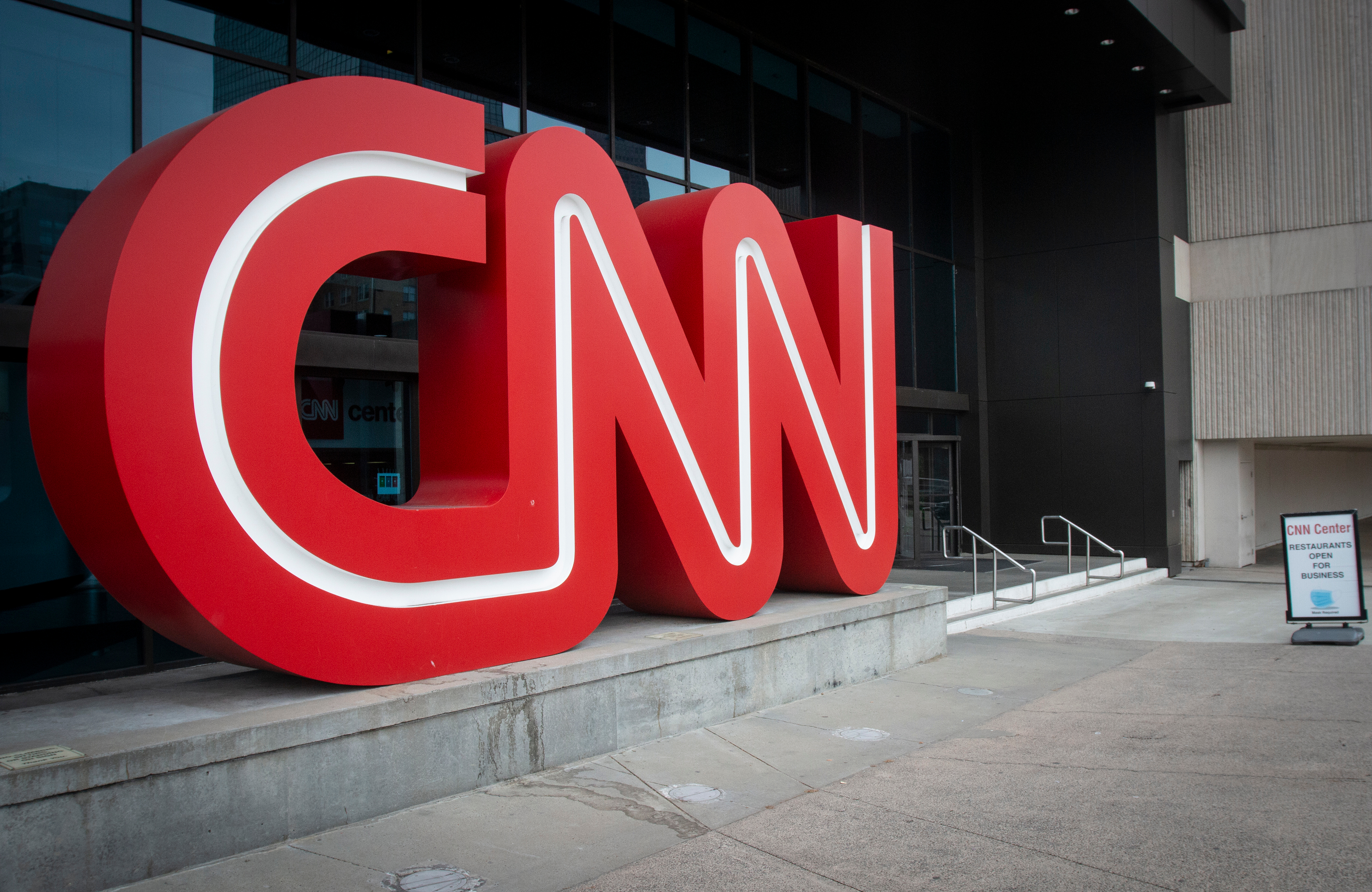 Top Business story anchor
