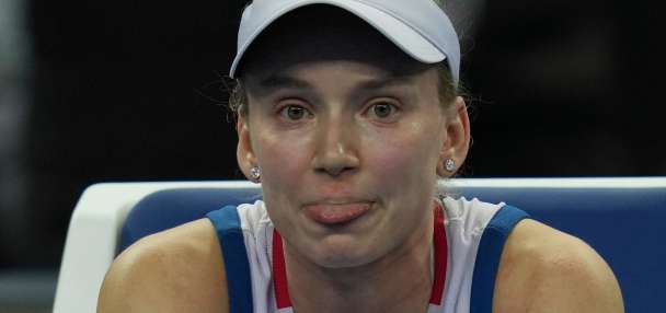 Rybakina secures year-end No. 1 ranking at Pan Pacific Open as Osaka eliminated