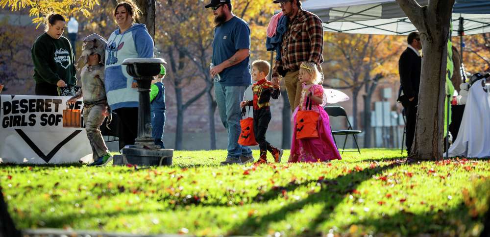 An atmospheric river is headed toward Utah. Will it affect Halloween trick-or-treating?