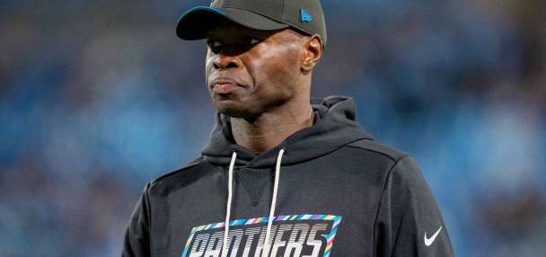 Panthers fire defensive coordinator Ejiro Evero following 27-19 loss to the Packers