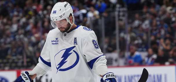 Nikita Kucherov tells Lightning he won't re-sign and asks for a trade, AP source says