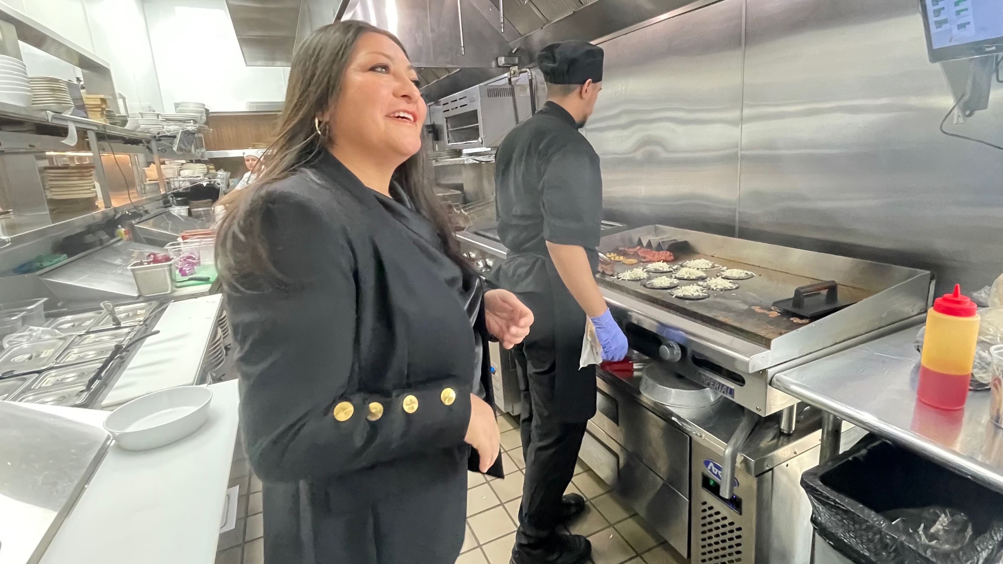 Casa Del Tamal operator puts focus on family, tamales; US official visits Mexican restaurant