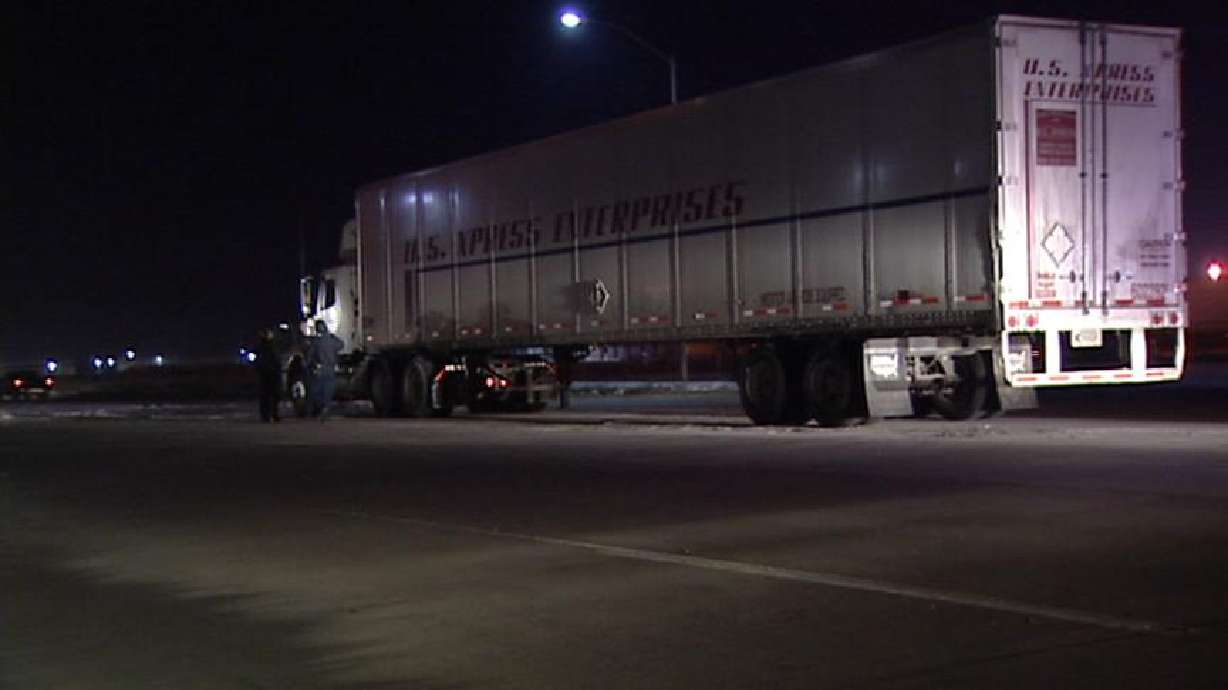Cargo stolen from tractor-trailer
