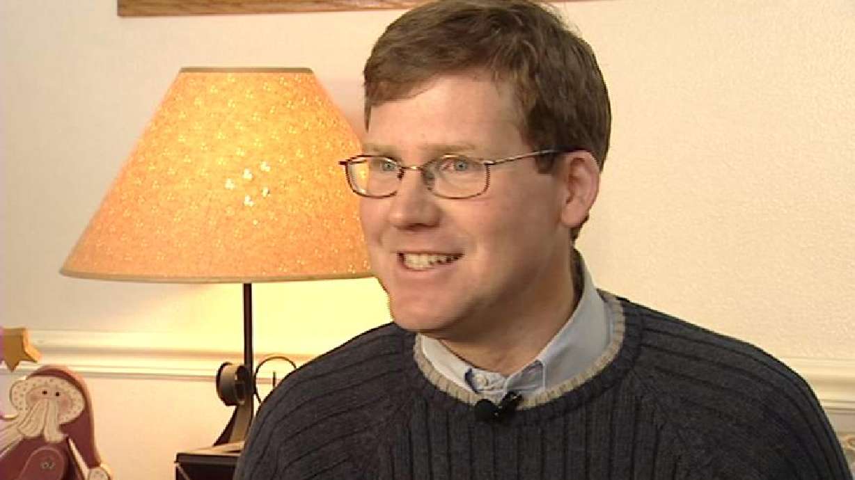 Nephew pitches in for Mitt Romney's campaigns