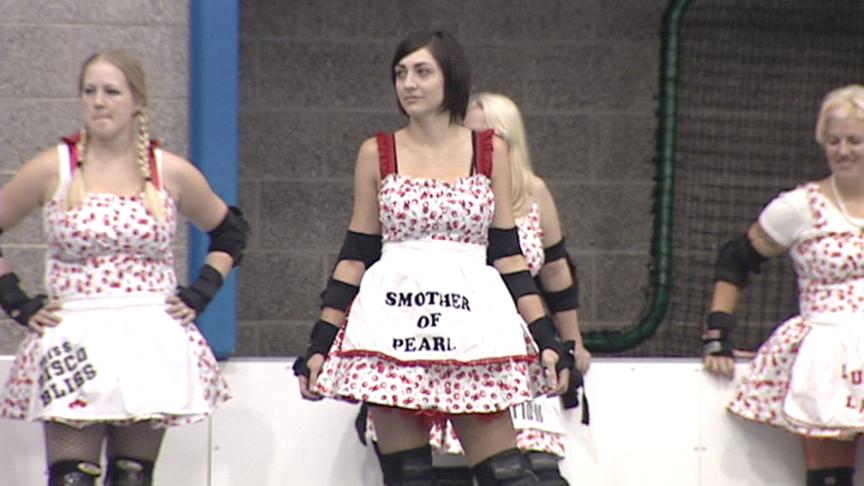 Roller Derby Coming Back in Style