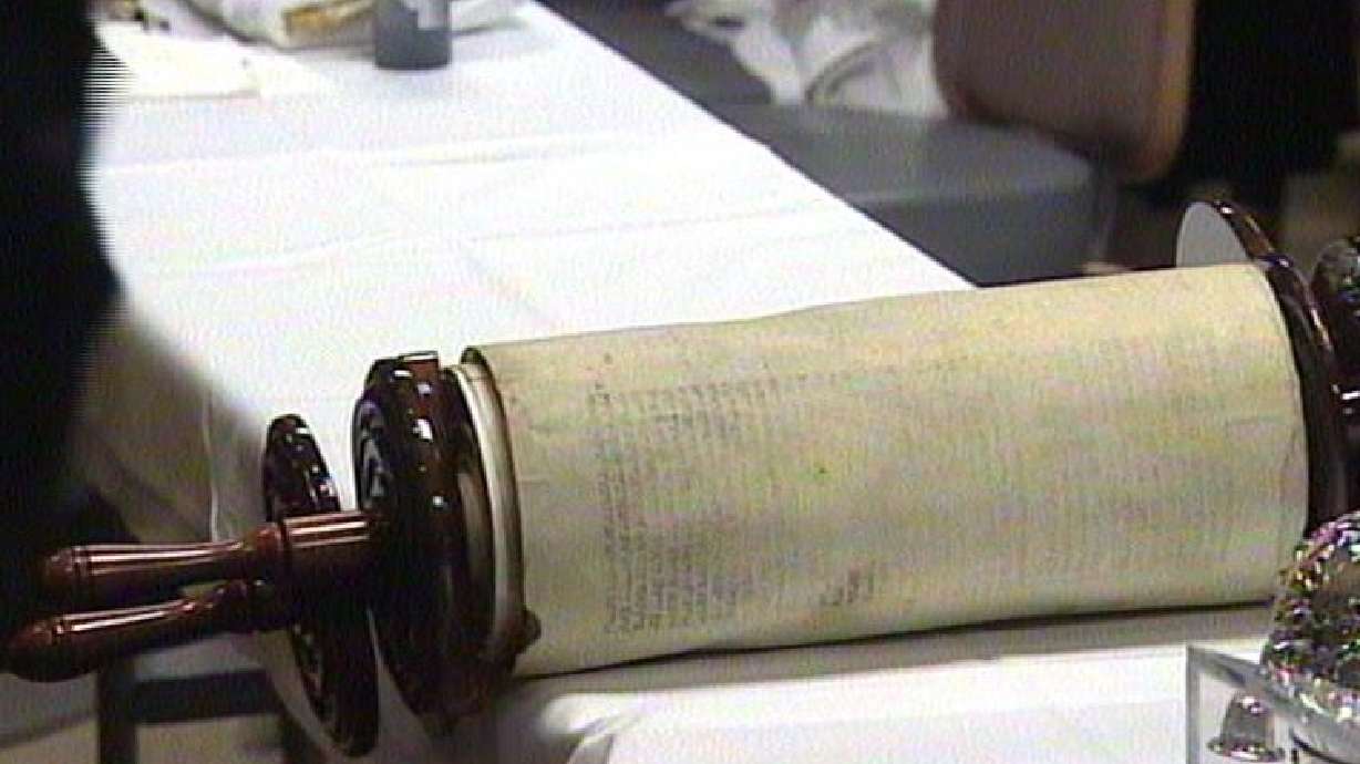 Torah scroll found in Utah restored
