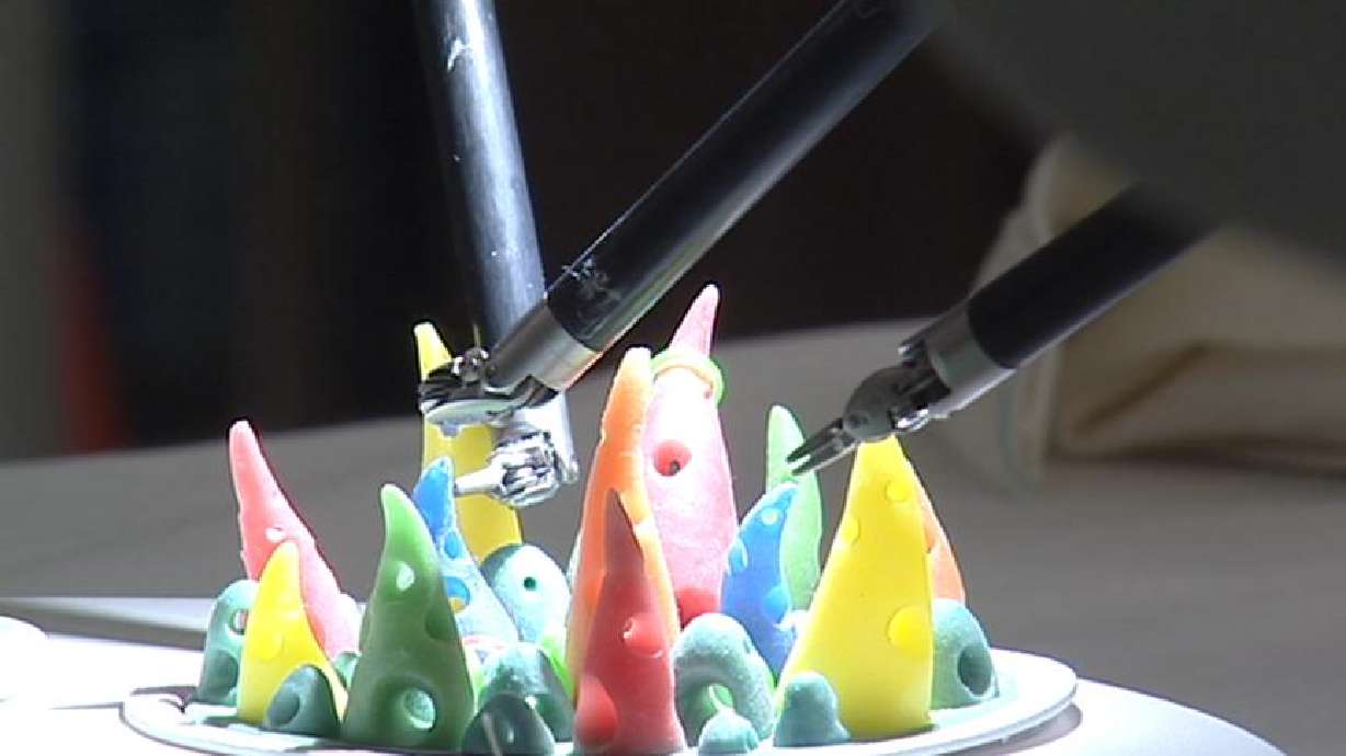 Robot helping surgeons work on smaller scale