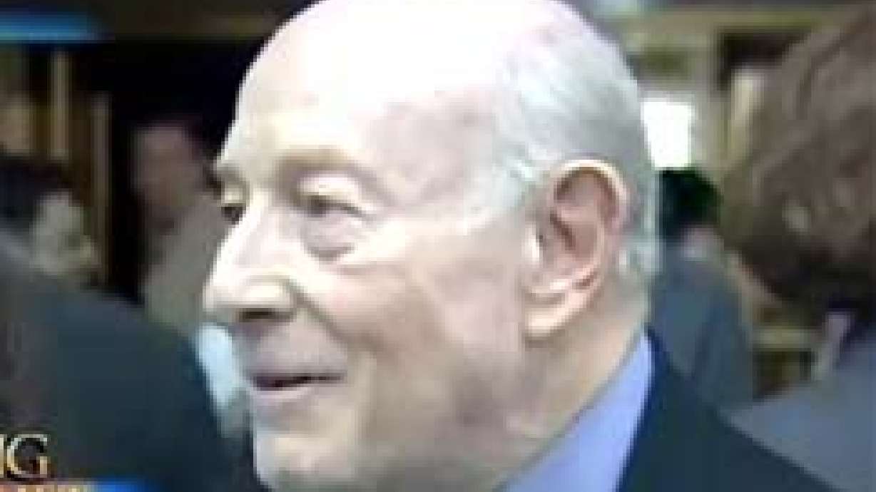 Pres. Hinckley's friend passes away on same day