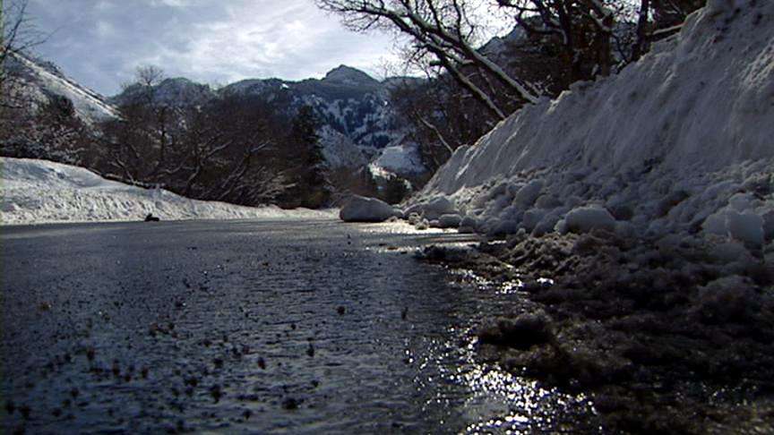 Crews ask residents to stop pushing snow into the road