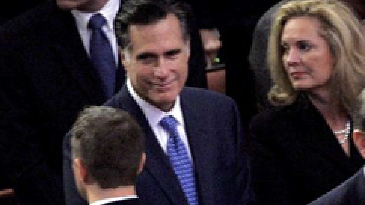 Romney puts campaign on hold to attend Pres. Hinckley's funeral