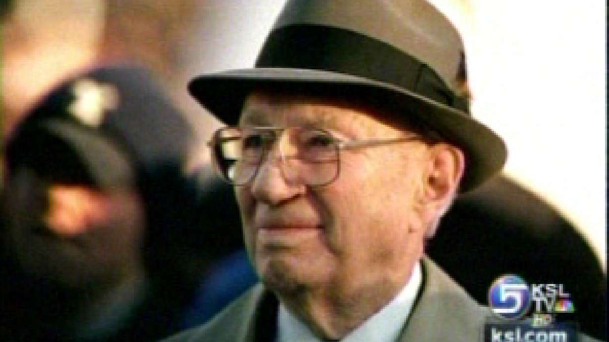 Photo of Pres. Hinckley gains worldwide popularity