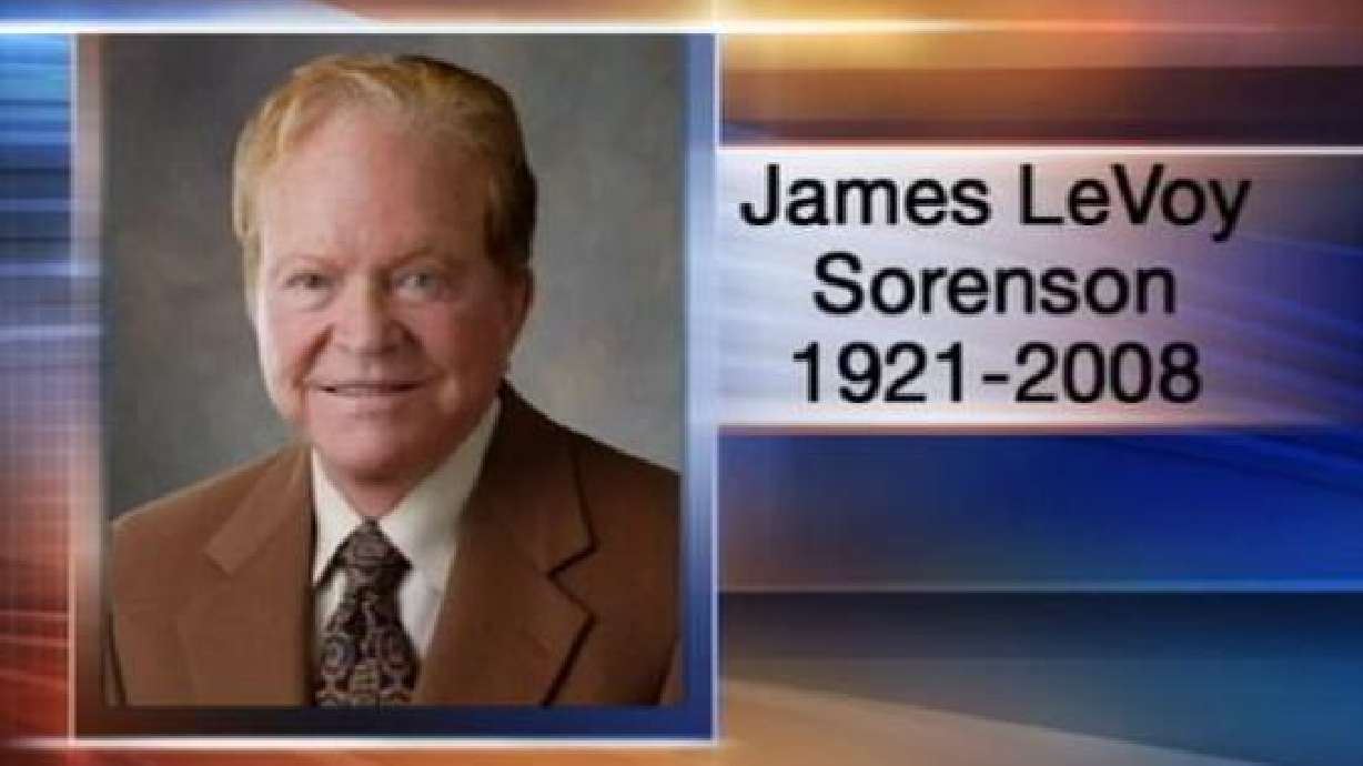 Friends and family praise late billionaire for helping those in need