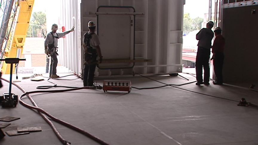 Huge Hyperbaric Chamber Lifted into New Home