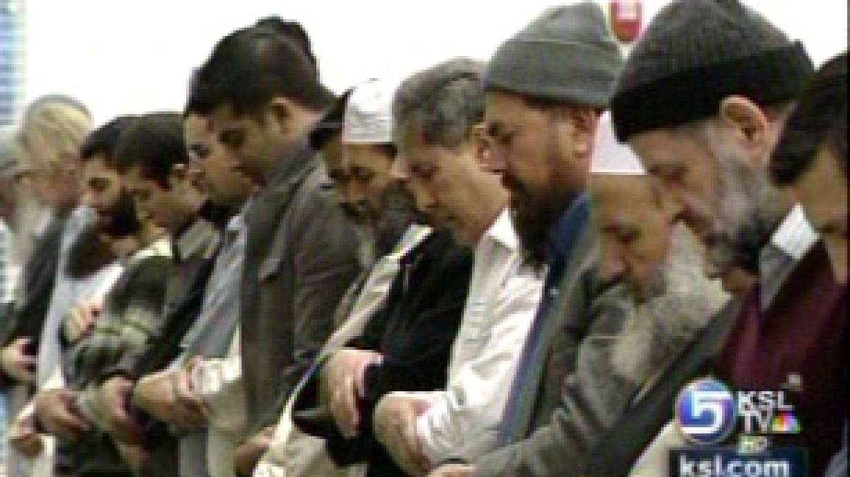 Khadeeja Mosque hosts the interfaith community