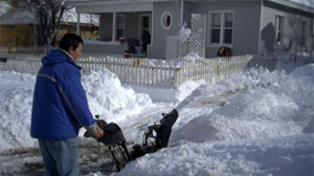 People digging out in Tooele