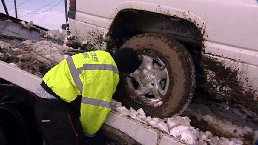 Some drivers to be reimbursed for towing costs