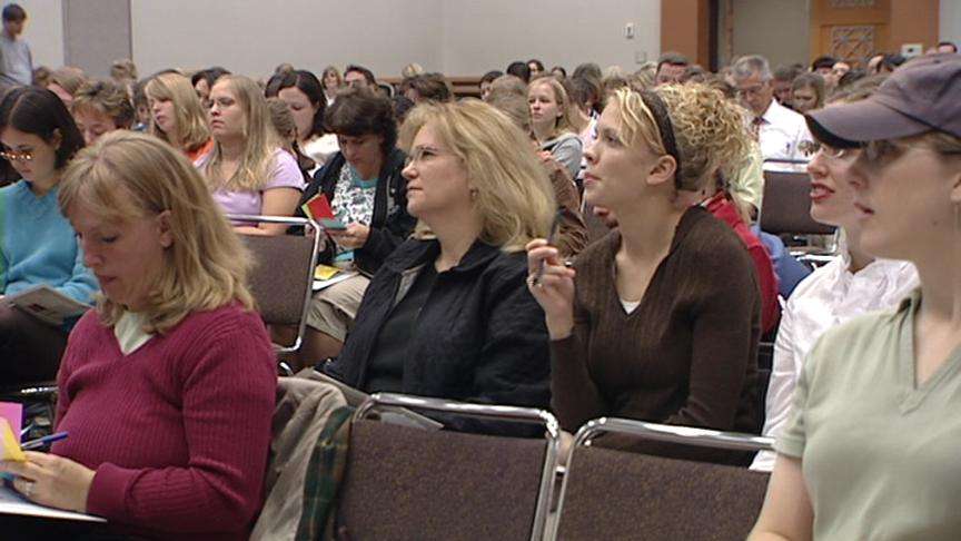Governor Helps Motivate Utah's Teachers