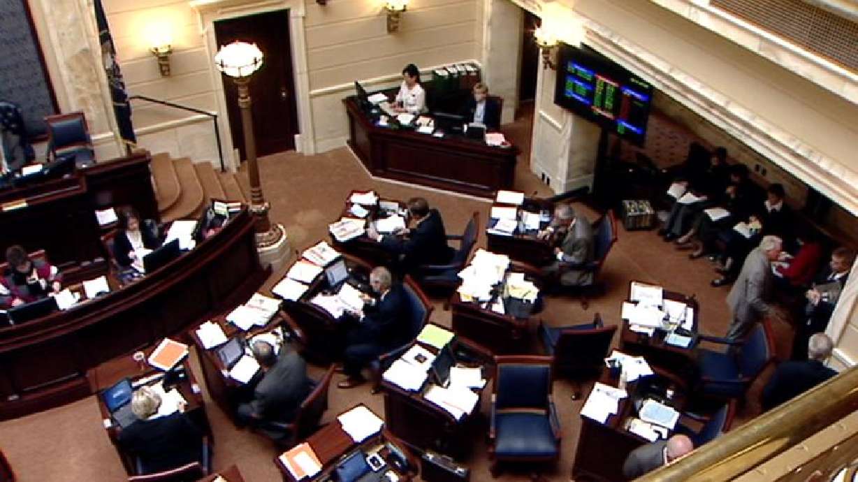 Senate debates controversial immigration bill