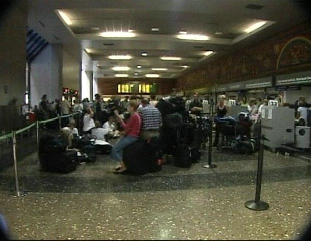 Utahns Arrive Back From Hawaii