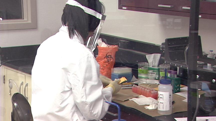 Private lab helps police agencies process evidence