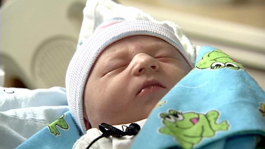 Weddings, birthdays have special meaning on Leap Day 