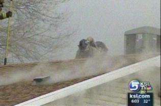 Fire burns apartment building