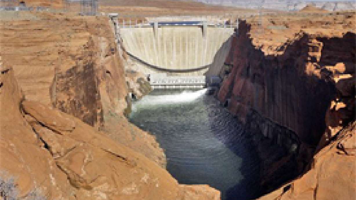 Man-made flood unleashed in Grand Canyon