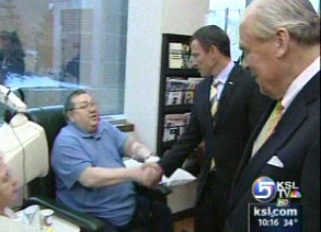 Lance Armstrong visits Huntsman Cancer Institute