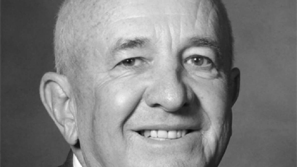 Senate minority leader retires after 40-year legislative career