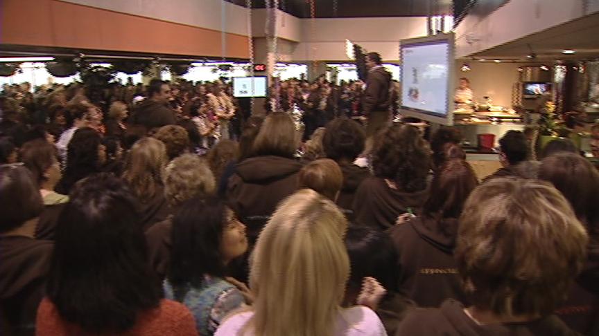 Local company makes business of saying ‘thanks'