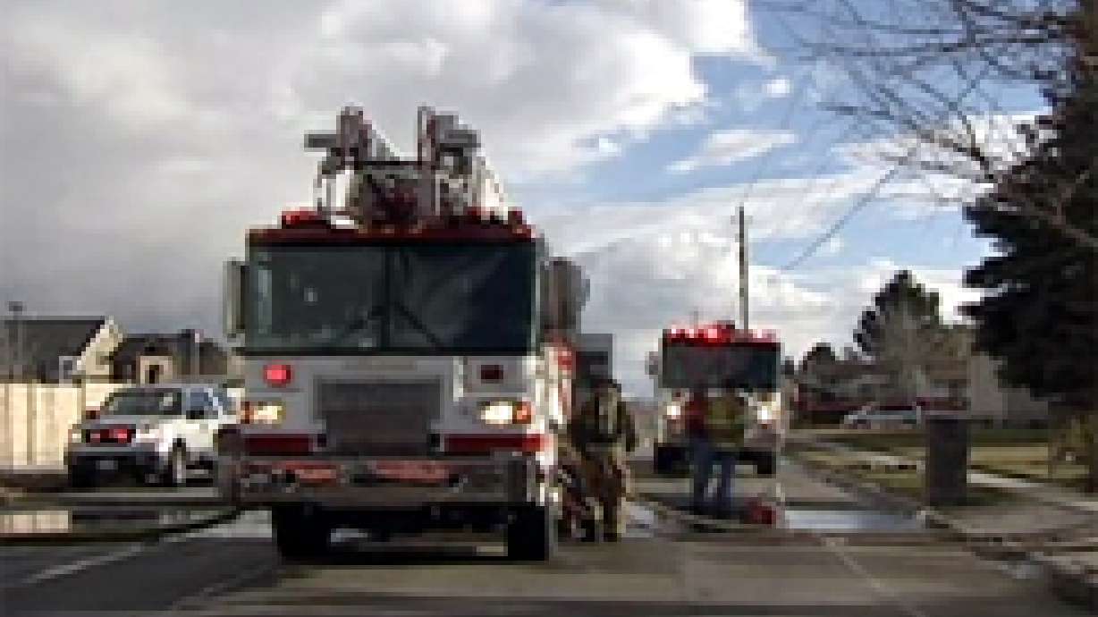 Family escapes house fire