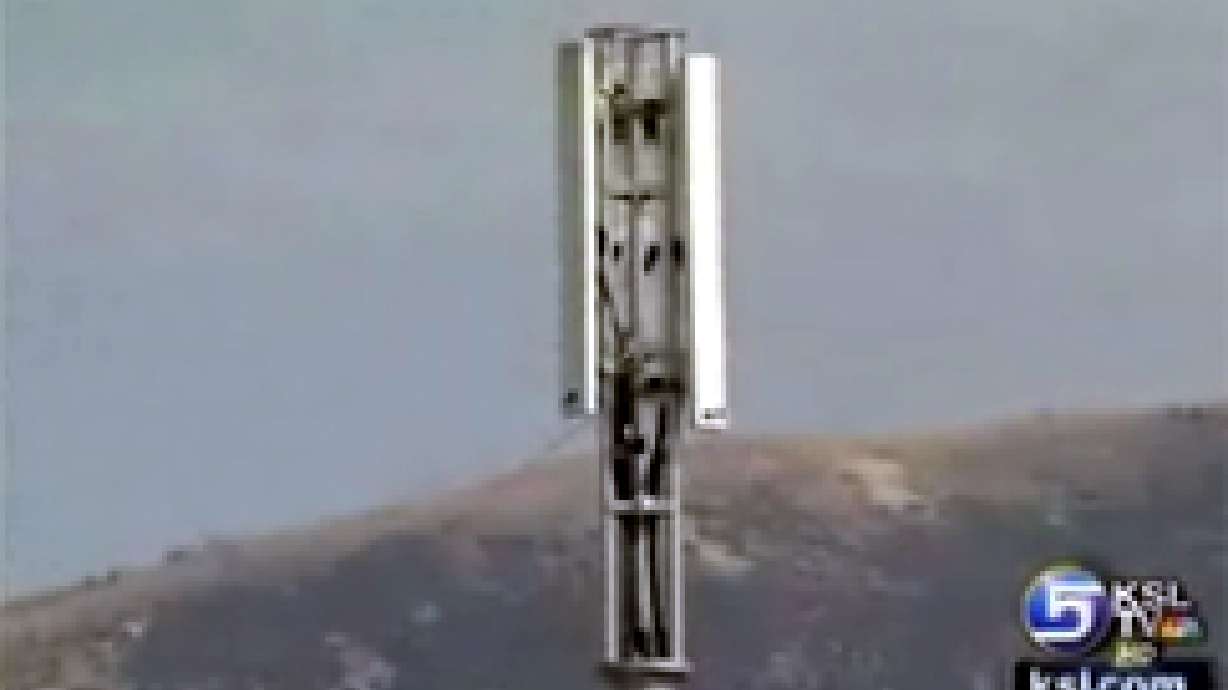 State school board won't block cell towers on school property