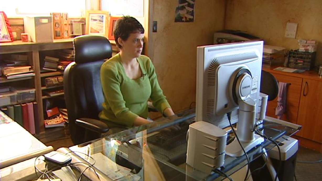 Internet campaign fits into a mother's hectic schedule