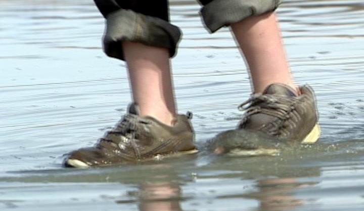 Tooele boy aims to win big with stinky shoes