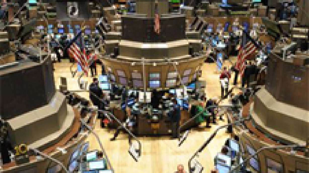 Analyst says U.S. economy will rebound by the end of the year