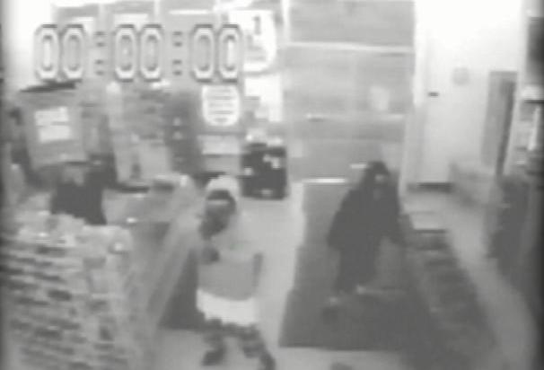 12-year-old describes being in dollar store during shooting