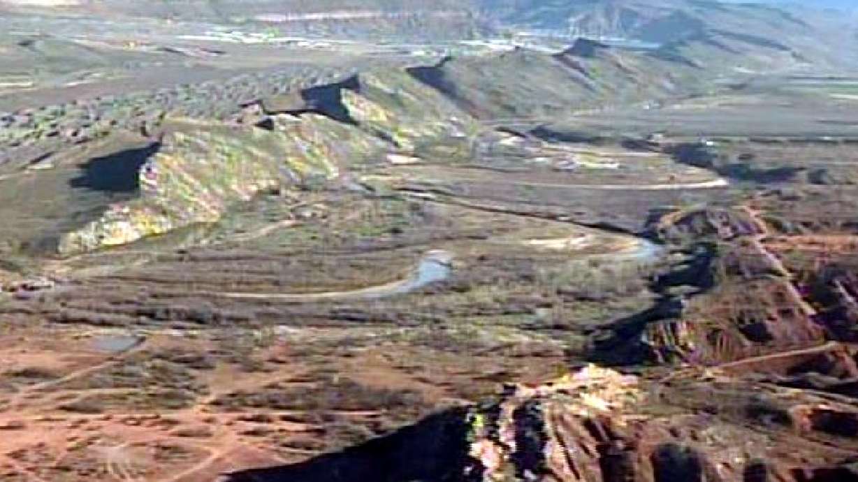 Battle over Lake Powell pipeline heating up