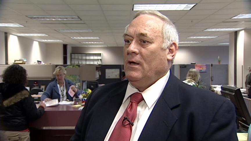 Former Republican legislator files as a Democrat