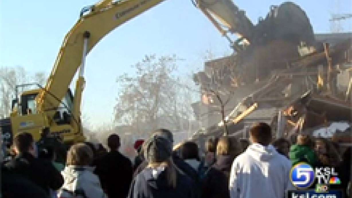 Volunteers building new home for family with health problems