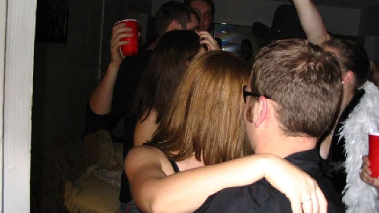 Student circulates petition to end suggestive dancing at school