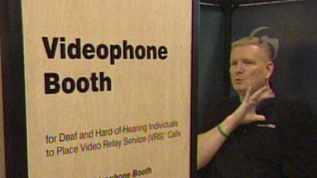 SL International Gets Phone for the Deaf