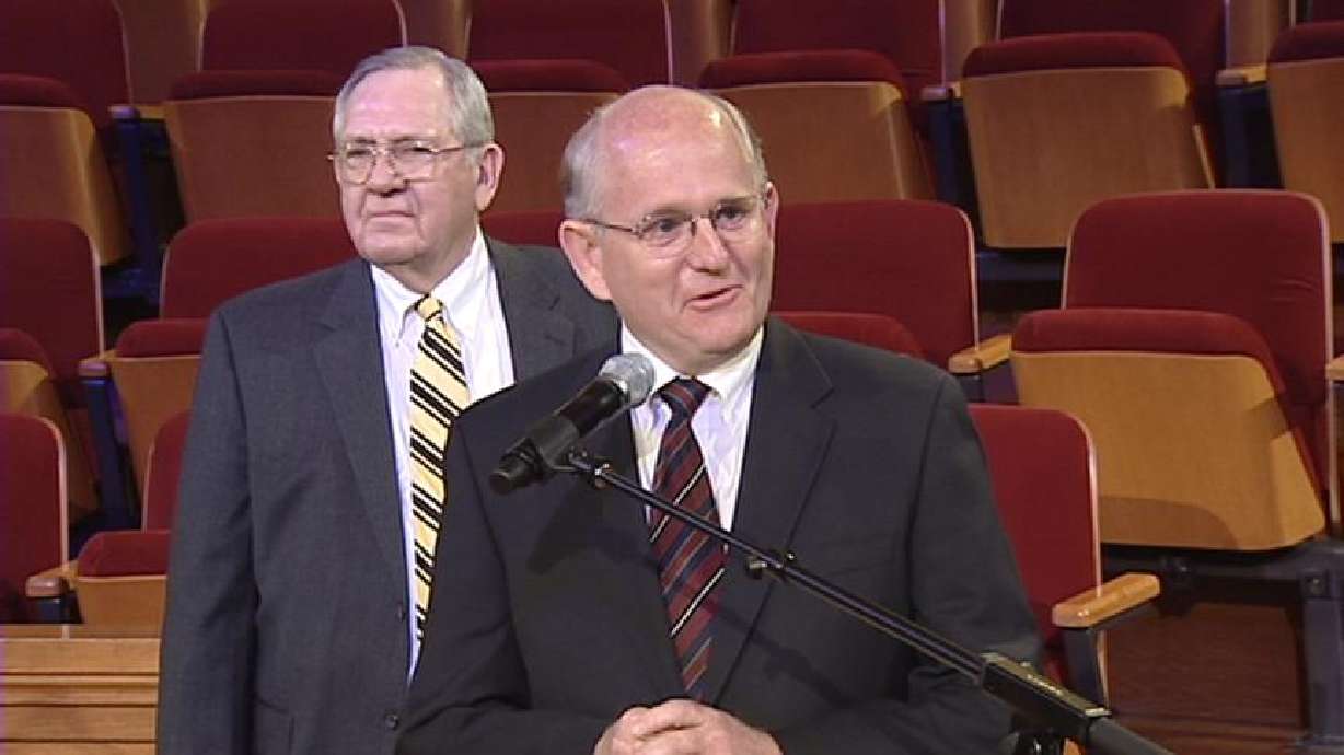 Mormon Tabernacle Choir names new music director