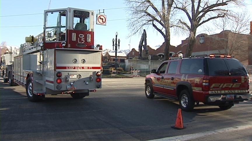 Crews repair gas leak near Trolley Square